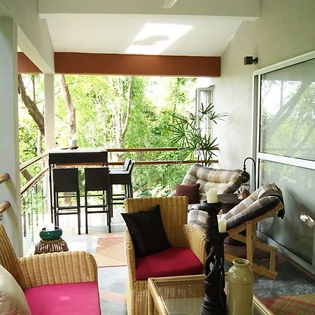 Ambong Rainforest Retreat Pantai Tengah  Extérieur photo