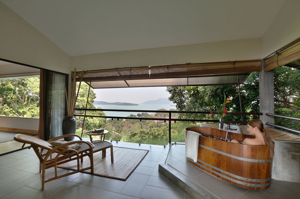 Ambong Rainforest Retreat Pantai Tengah  Extérieur photo