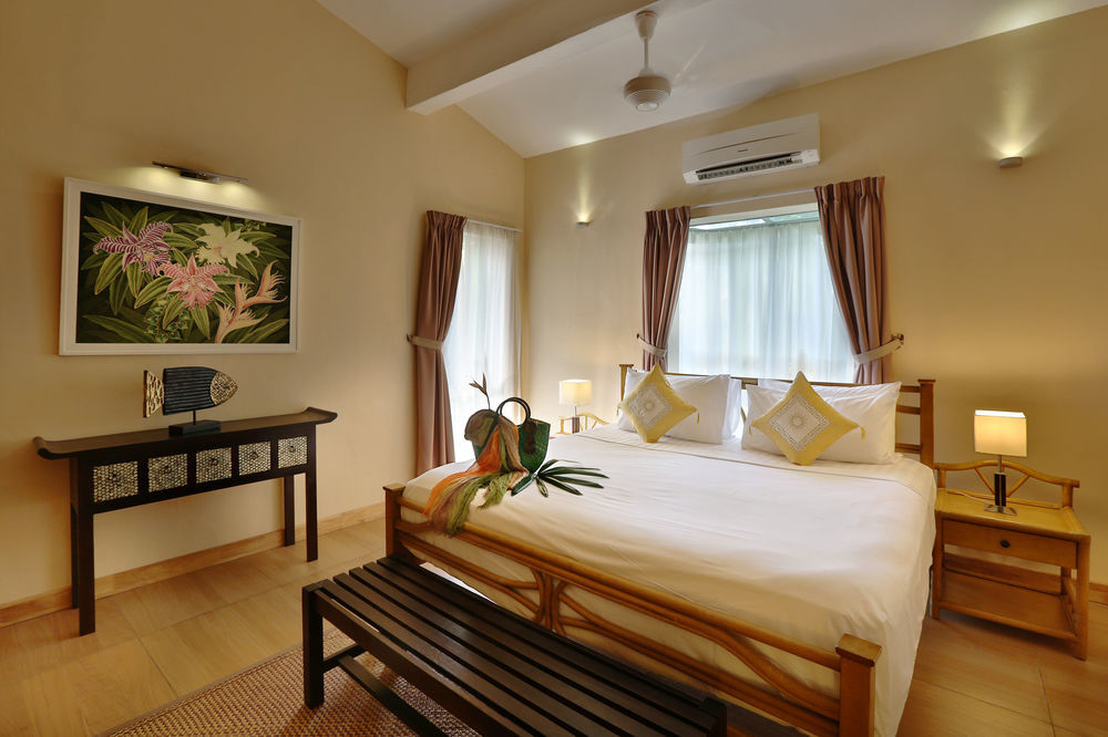 Ambong Rainforest Retreat Pantai Tengah  Extérieur photo